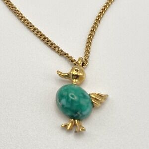 Amway Gold Tone Duck Pendant Necklace 1980s Green Jade 15"